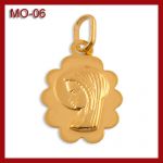Złoty medalik MO-06